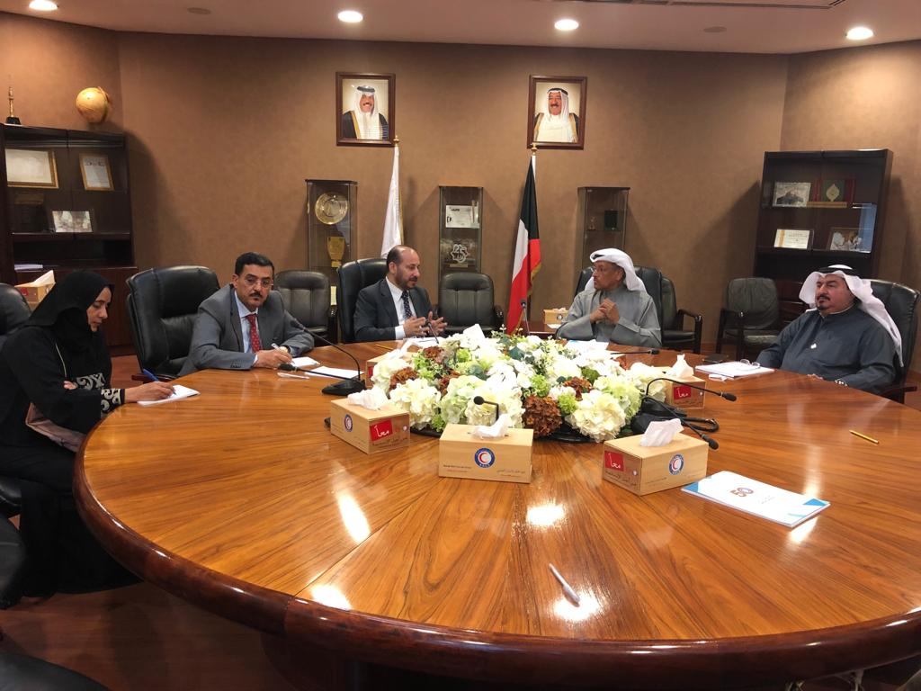  وزير التخطيط يبحث مزيدا من الدعم الكويتي لليمن 