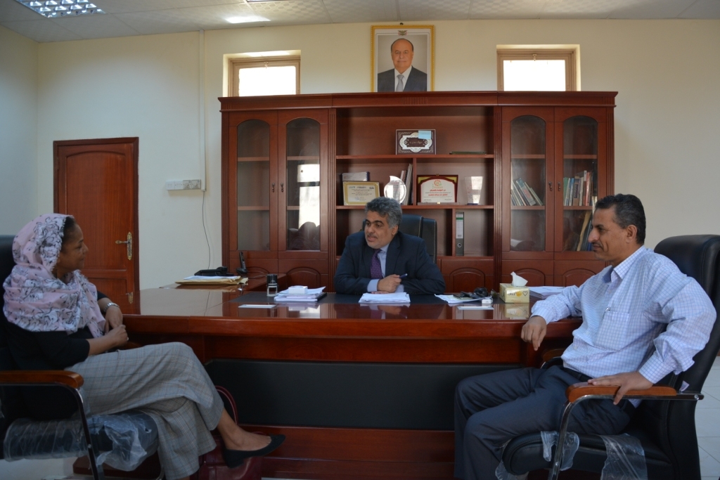 باصهيب يبحث مع نائب ممثل البرنامج الإنمائي تدخلات البرنامج في اليمن