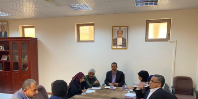 مساعد وكيل وزارة التخطيط منصور زيد يجتمع باللجنة الدولية للصليب الاحمر والوحدة التنفيذية للنازحين 