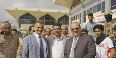 وزير التخطيط والتعاون الدولي يشارك في تدشين استئناف النشاط الملاحي بمطار عدن