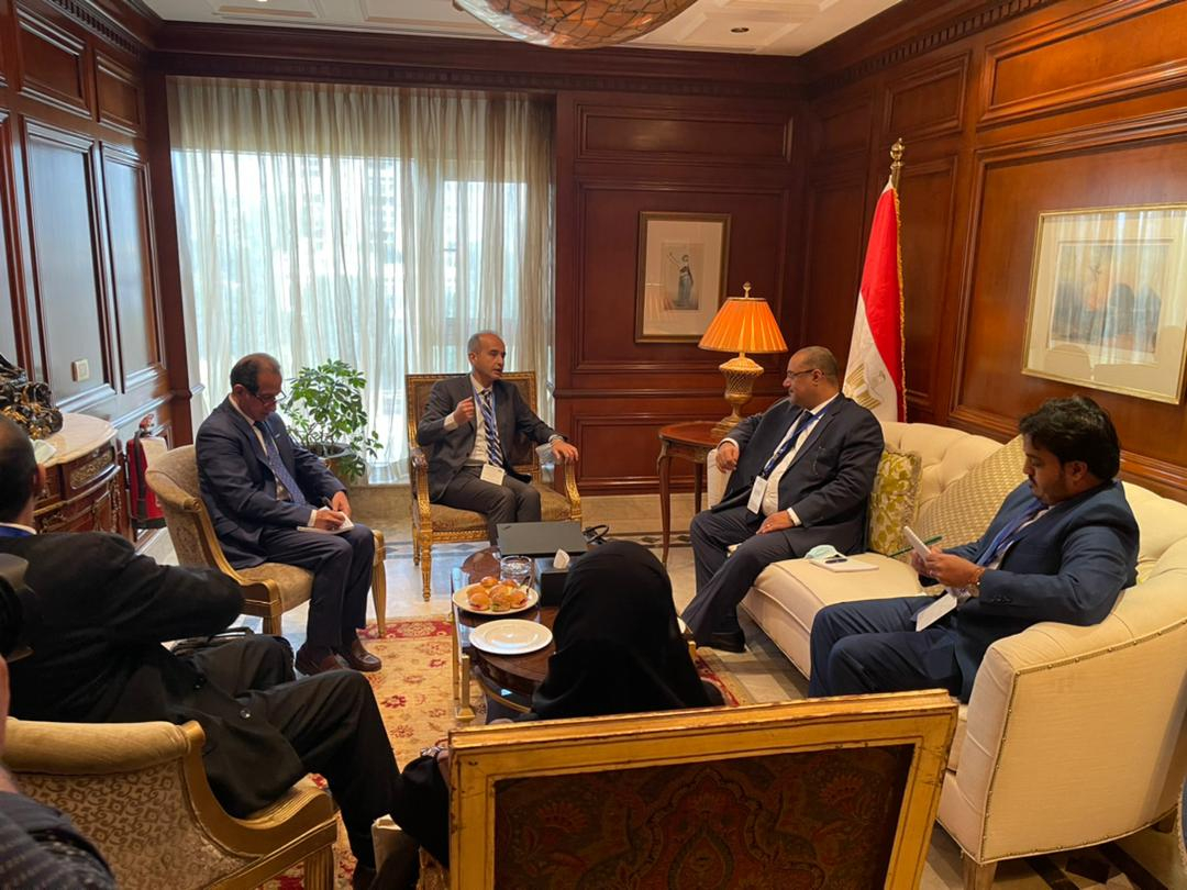  وزيرا التخطيط والأشغال يبحثان مع الممثل الإقليمي للبرنامج الأممي للمستوطنات البشرية تدخلات البرنامج في اليمن 
