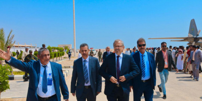 وكيل وزارة التخطيط والتعاون الدولي يشارك في افتتاح مطار الغيضة الدولي