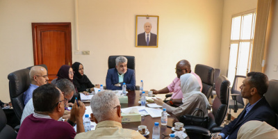 نائب وزير التخطيط يبحث مع مسؤول بمنظمة اليونيسيف مشروع الحوالات النقدية الغير مشروطة