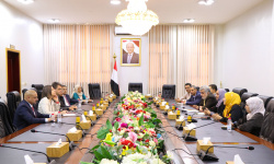 نائب وزير التخطيط يبحث مع مسؤول في البنك الدولي اوجه التعاون المشترك